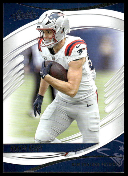 2025 Panini Absolute #20 Hunter Henry Purple