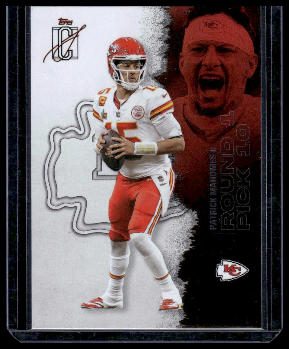 2025 Topps Signature Series Football #29 Patrick Mahomes II
